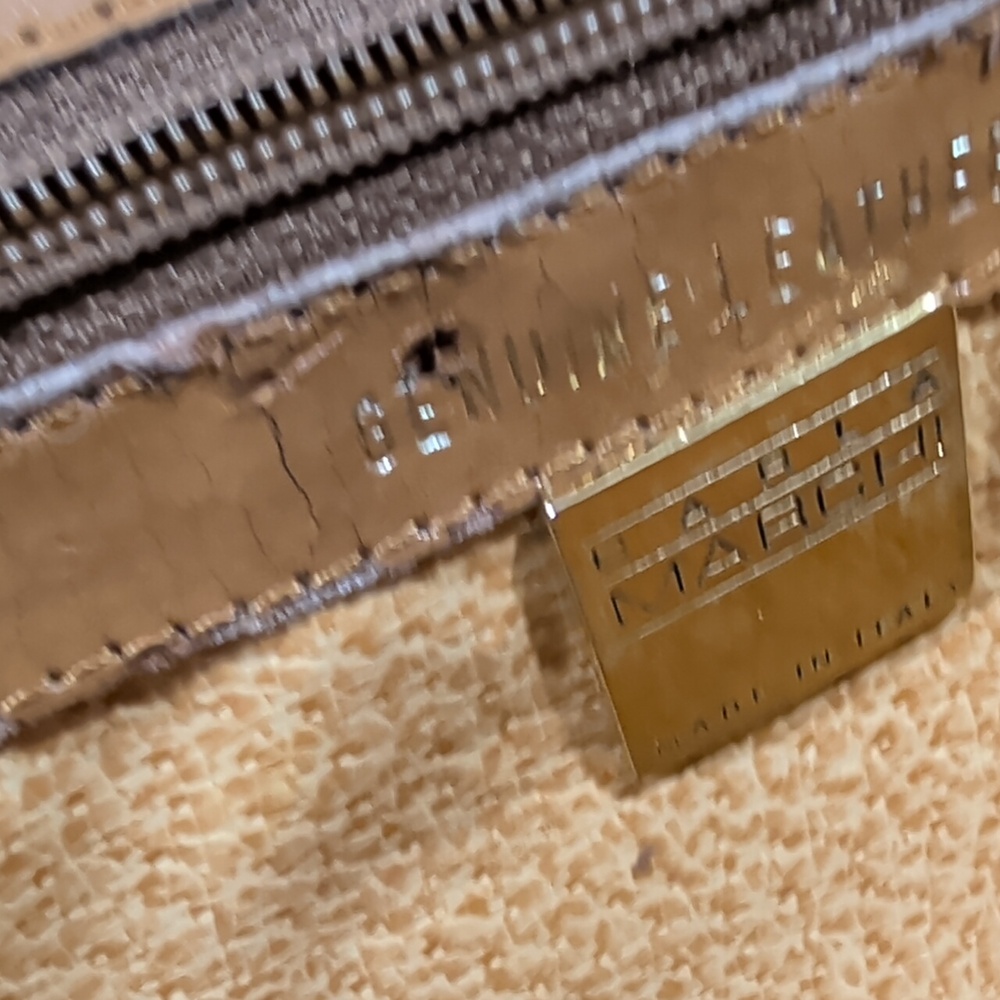 Chic Brown Leather Clutch - Picture 4 of 11